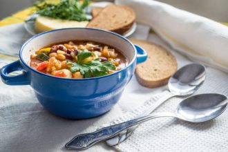 13 patarimų, kaip pasigaminti geriausią naminę sriubą