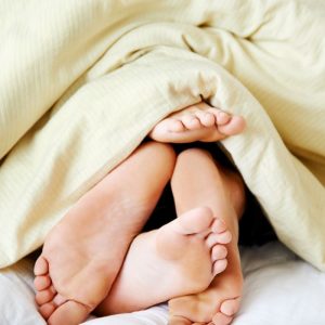3 psichologo patarimai, kurie padės įveikti intymumo baimę