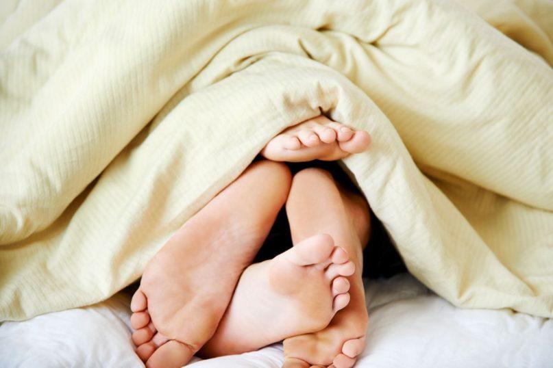 3 psichologo patarimai, kurie padės įveikti intymumo baimę