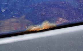 Automobiliai, rūdijantys tiesiog akyse. Pateikiame modelių sąrašą