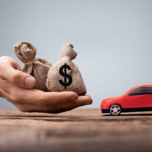 Automobilis su paskola: Ar verta? Atsako ekspertai