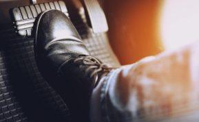 Cypimas stabdant. Automobilio stabdziu problemos