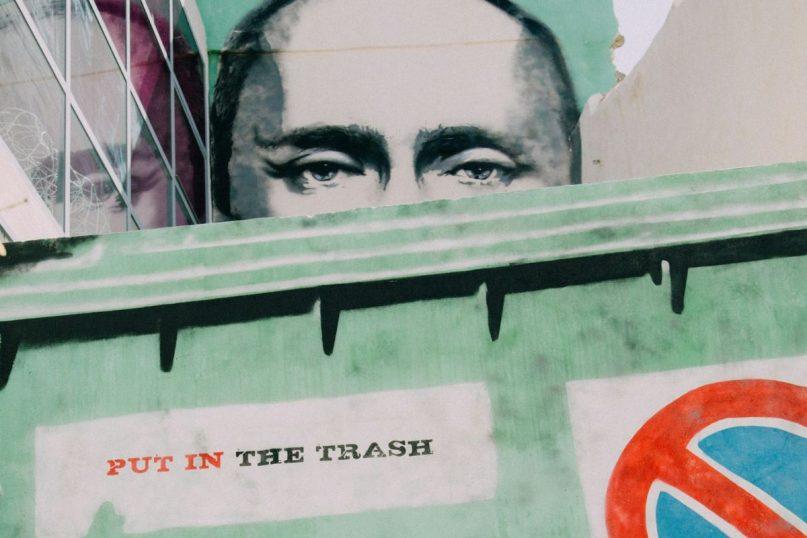 Eilinė Putino taktika: siekia sukiršinti lenkus su ukrainiečiais