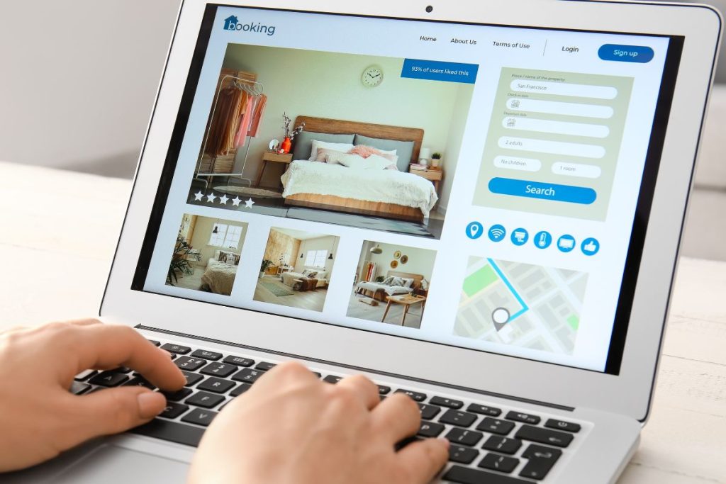 Europoje kyla rekordinės ieškinys prieš Booking.com. Viešbučiai naudojasi dėl geresnio matomumo