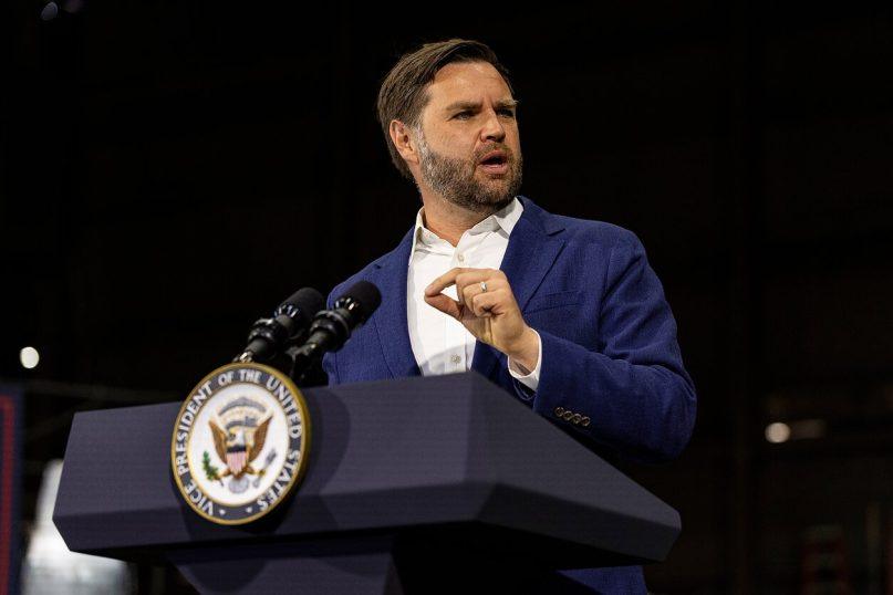 JAV nutraukia karo Ukrainoje finansavimą. J. D, Vance. Nuotraukos šaltinis: lrt.lt