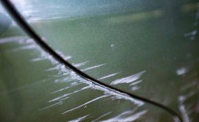 Kaip pašalinti įbrėžimus ant automobilio patiems?