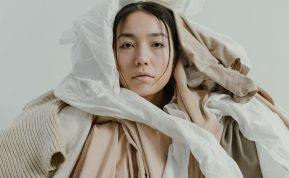 Kokių pluoštų audinių geriau nesirinkti dažnam vilkėjimui.