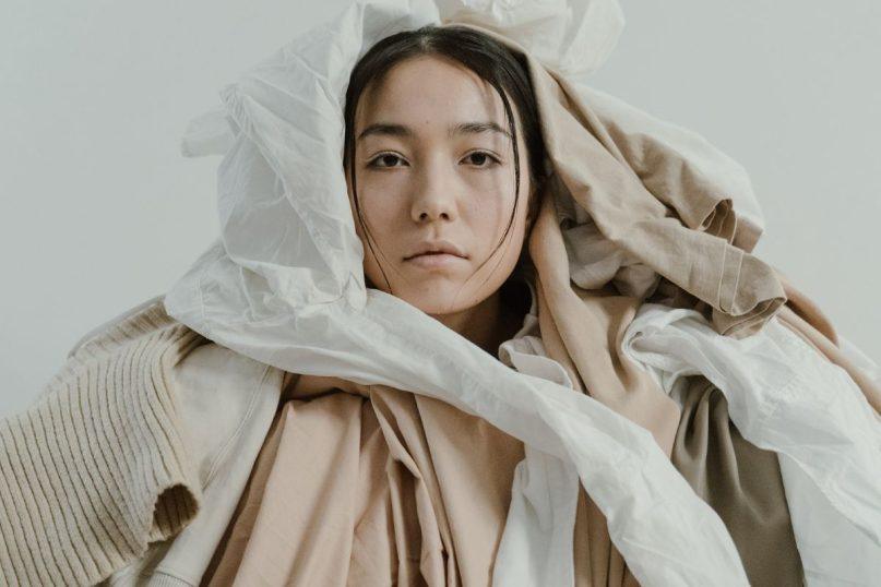 Kokių pluoštų audinių geriau nesirinkti dažnam vilkėjimui.