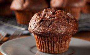 Labai šokoladiniai keksiukai su šokoladu