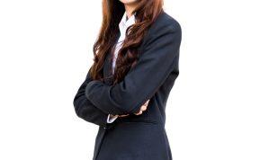 Madingiausi šių metų švarkai ir jų derinimas su švairiais stiliais