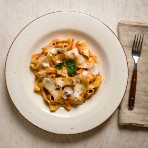 Pappardelle makaronai su mėsos padažu