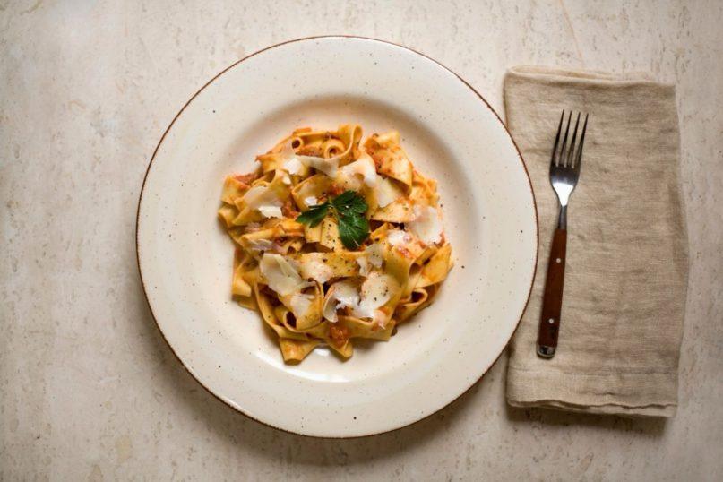 Pappardelle makaronai su mėsos padažu