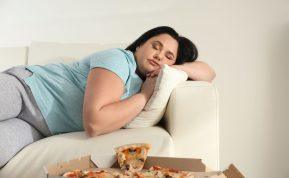 Pavalgius apima miegas? Atskleidė kokie produktai gali būti kalti