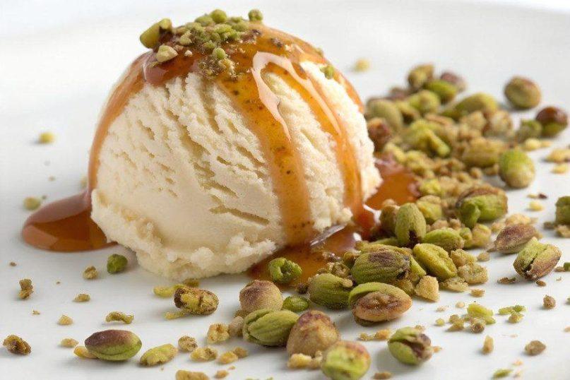 Rikotos ledai su pistacijomis