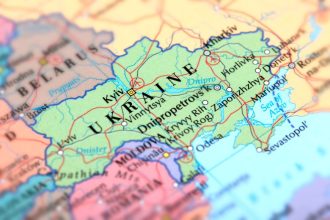 Rusai siekia užimti Pokrovską, tačiau šis ukrainiečių veiksmas neleidžia įsiveržti