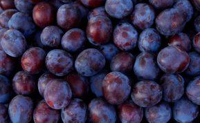 Šviežios slyvos yra labai naudingos sveikatai!