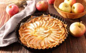 Varškės pyragas su obuoliais