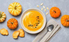 Dietinė kreminė moliūgų sriuba: skanus ir lengvas pasirinkimas pietums