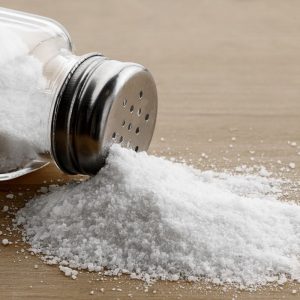 Druska ir sveikata: kokį poveikį organizmui daro per didelis jos vartojimas?