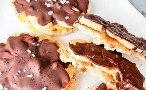 Greitas smaližių užkandis su šokoladu ir bananais