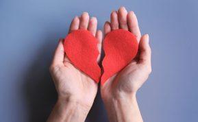 Kaip įveikti išsiskyrimą: 7 žingsniai į emocinį atsigavimą