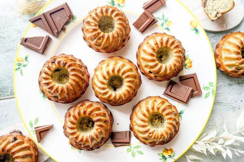 Minkšti bananų keksiukai su šokolado gabaliukais