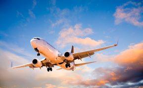 Kelionių lėktuvu paslaptys: ką žino tik įgulos nariai?