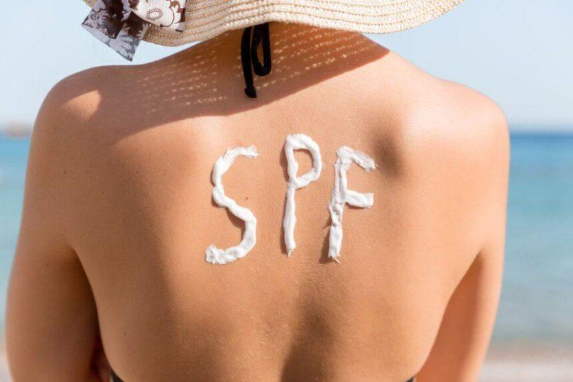 Kiek kremo nuo saulės turėtumėte naudoti? Daugelis žmonių to nežino