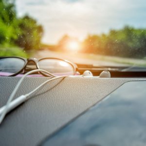 Ko niekada nepalikti automobilyje per naktį?