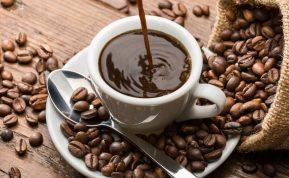 Kokius pavojus sveikatai kelia kava