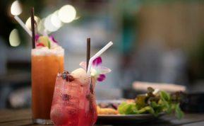 Nealkoholiniai gėrimai: ar tai sveikesnis pasirinkimas vakarėliui ar kasdienybei?