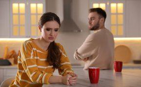 Pavydas santykiuose - ar viskas tik jūsų galvoje?