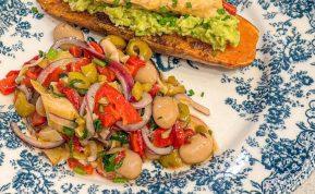 Pupelių salotos su tobulu padažu