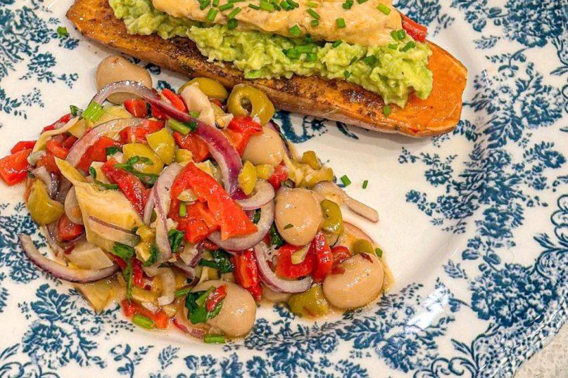 Pupelių salotos su tobulu padažu