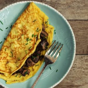 Pusryčių omletas su pievagrybiais
