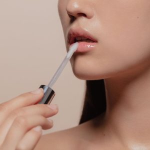 Štai kaip iš tikrųjų veikia lūpų putlinimo produktai
