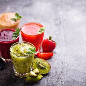 Sveiką virškinimą palaikantys kokteiliai: 5 paprasti receptai jūsų žarnynui