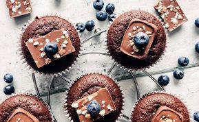 Tobulai minkšti šokoladiniai keksiukai