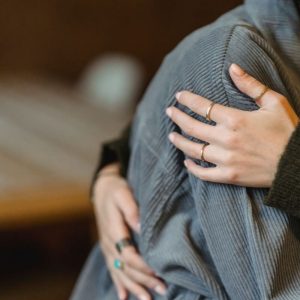 Vyrų emocinės paramos tinklai: kodėl jie mažėja su amžiumi?
