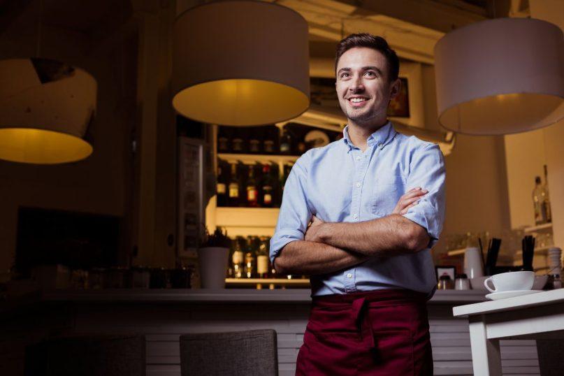 13 patyrusių padavėjų gudrybių, apie kurias nė neįtarėte