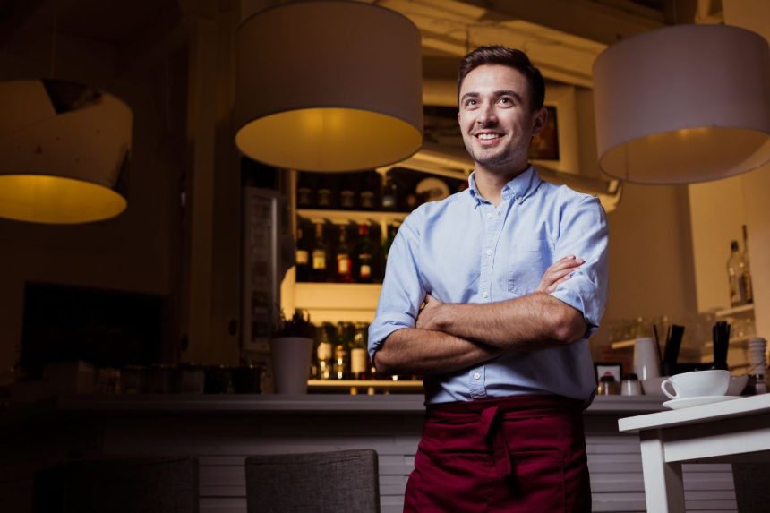 13 patyrusių padavėjų gudrybių, apie kurias nė neįtarėte