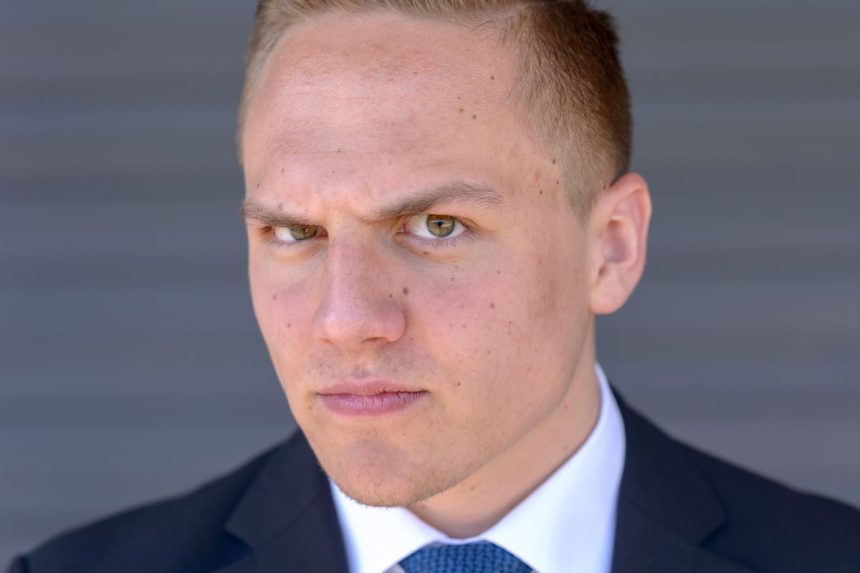 4 zodiako ženklai, kurie skeptiškai vertina meilę