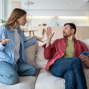 5 ženklai, kurie parodo, kad jūsų partneris yra tironas