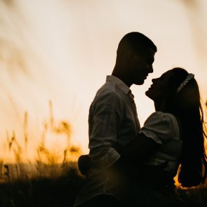 6 ženklai, kad vienintelis suaugęs jūsų santykiuose esate jūs