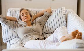 Išmokite šiuos 4 streso mažinimo pratimus. Jie padės jūsų psichinei būklei, ir jūs būsite daug ramesni!