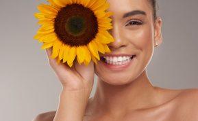 Kaip sulėtinti odos senėjimą? Jums padės saulėgrąžos