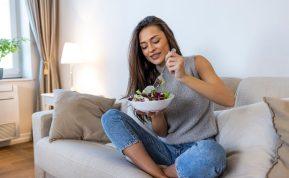 Kaip valgyti ir nepriaugti svorio? Sužinokite, kada jūsų kūnas geriausiai virškina