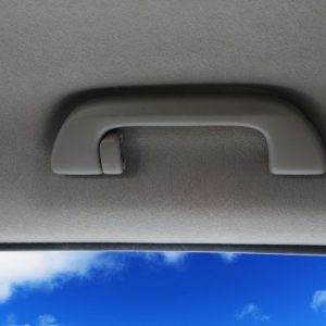 Kam iš tikrųjų reikalinga ši rankena automobilyje? Nustebsite