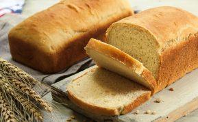 Kodėl duona taip greitai supelija? Ir kaip išlaikyti ją šviežią ilgiau?