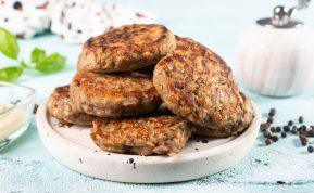 Kotletai iš marinuoto faršo. Tokių dar nebūsite ragavę!